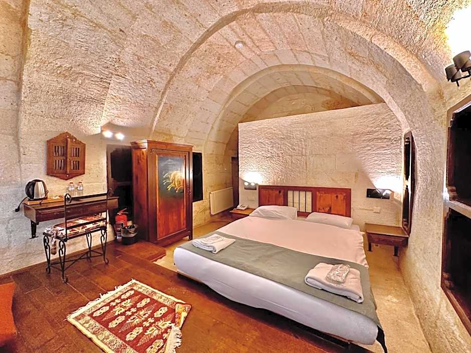 Harkasos Cave Hotel