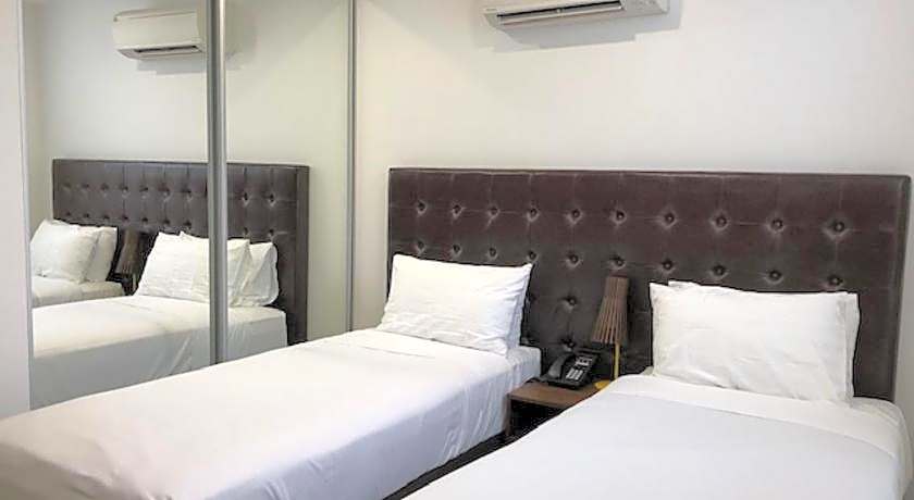 Whitehorse Apartments Hotel