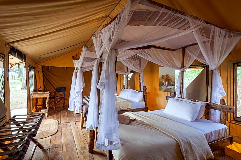 Baobab Tented Camp