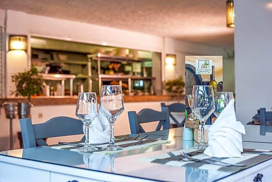 Pegasos Deluxe Beach Hotel