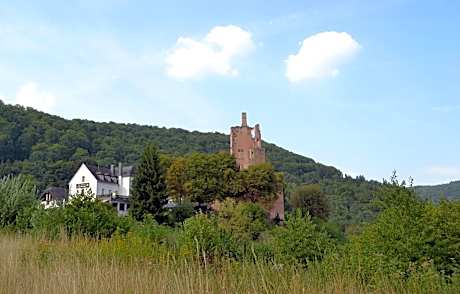 Hotel-Restaurant Burg-Ramstein