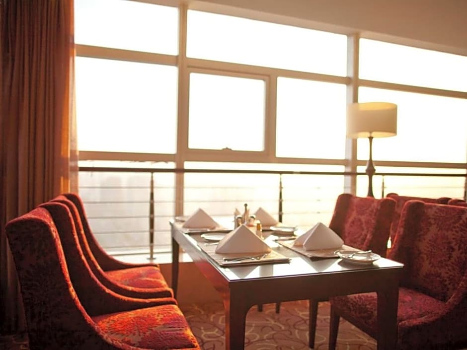 Qingdao Grand New Century Hotel