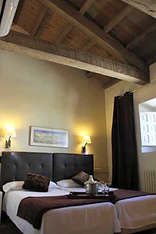 Duplex Quadruple Room