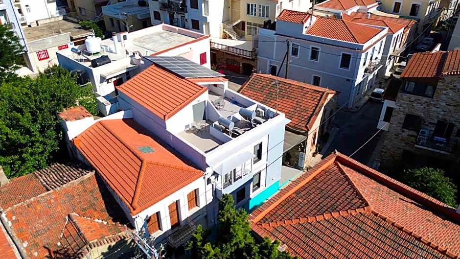 Data Chios Center semi basement