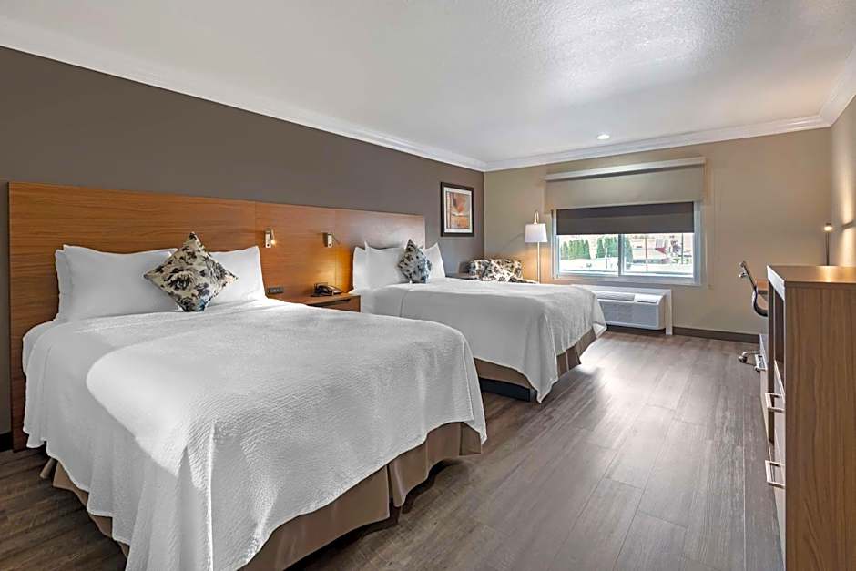 Best Western Plus Newport Mesa Inn