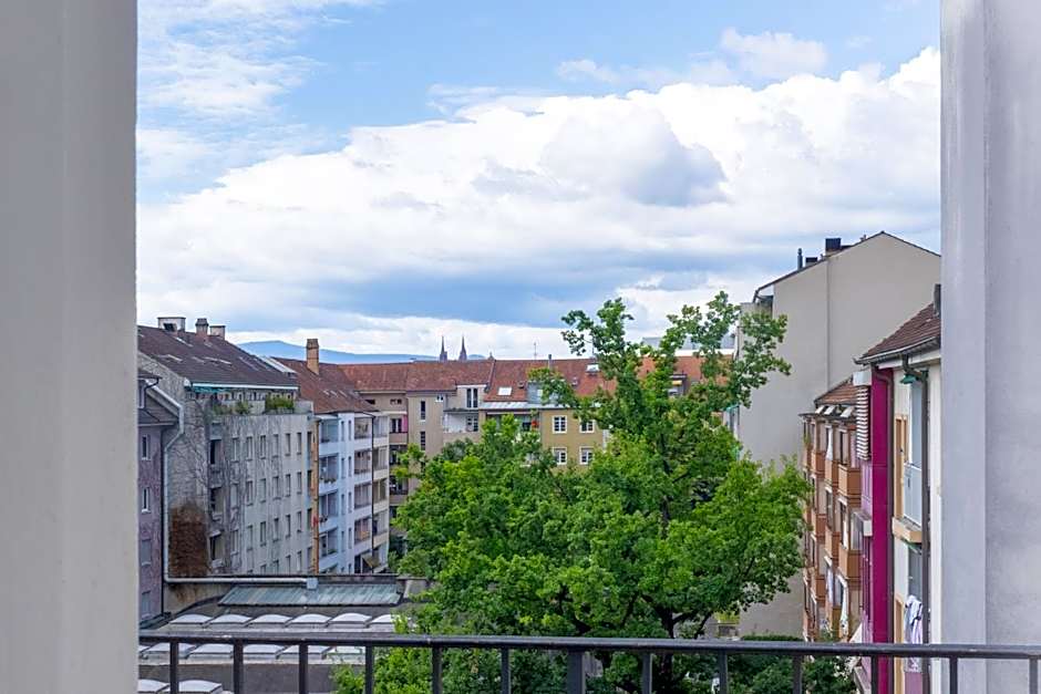 Royal Hotel - Urban Living