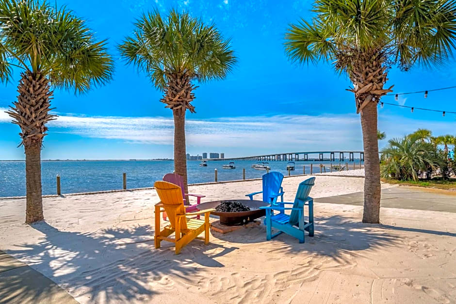 Best Western Navarre Waterfront