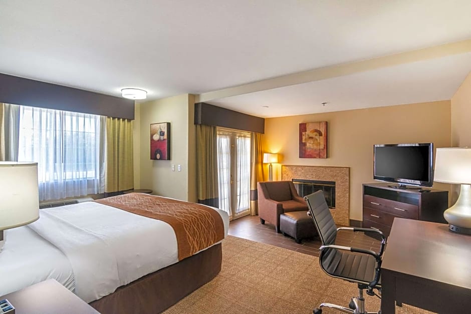 Comfort Inn & Suites