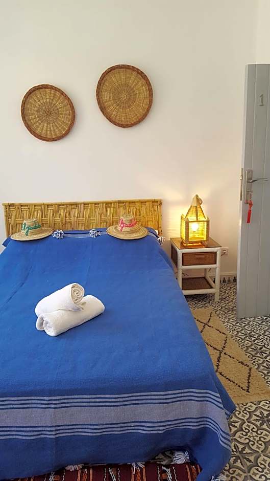 Art Riad Au Bord De La Mer