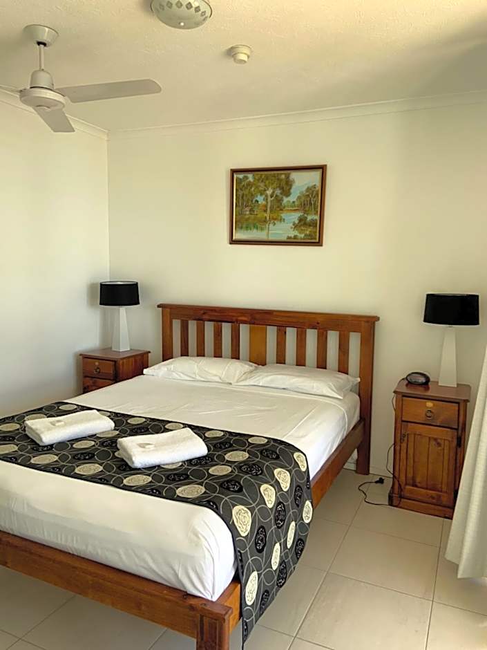 Burleigh Gardens North Hi Rise Hotel