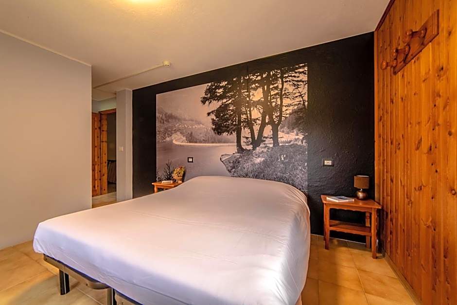 Hotel & Restaurant Perret - Mountain People