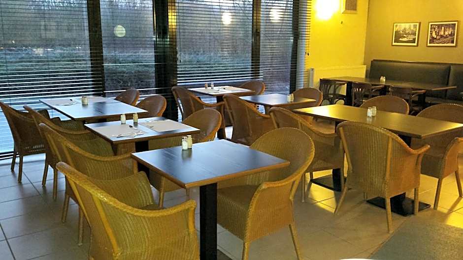 Hobbit Hotel Brussels Airport Zaventem