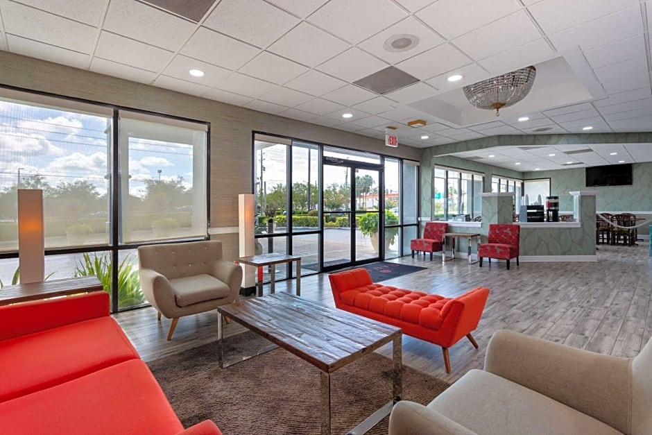 Ramada by Wyndham Altamonte Springs