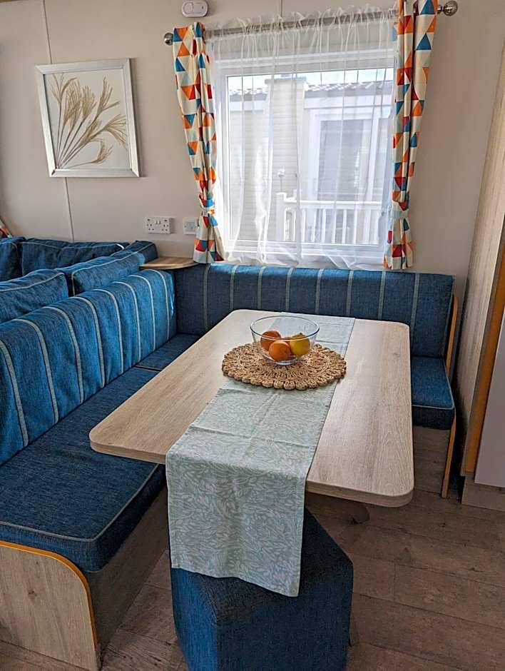 Abi static caravan close to Edinburgh