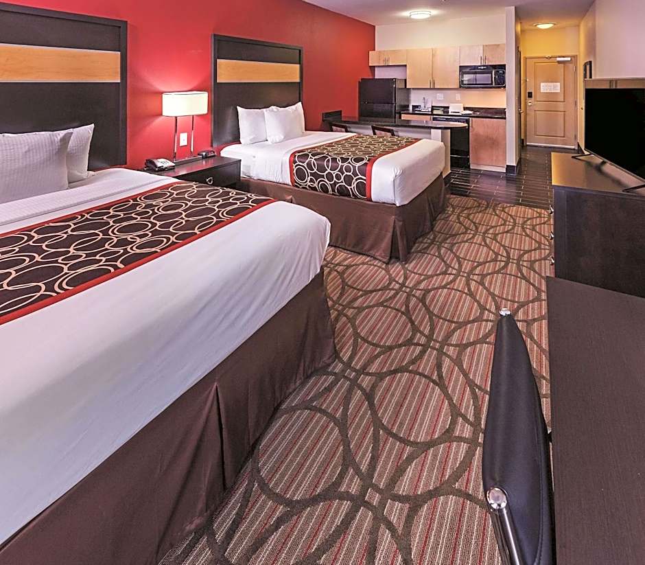 La Quinta Inn & Suites by Wyndham Wichita Falls - Msu Area
