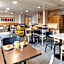 B&B Hôtel Lyon Grand Stade Meyzieu