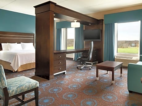 1 Kg Mobility/hearing Access 3 X3shwr Studio Ns Vis Firealrm/door/phn Alrt/sofabed Microwv/fridge/hd