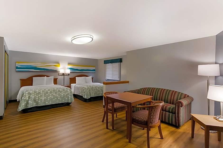 HomeTowne Studios Denver, PA