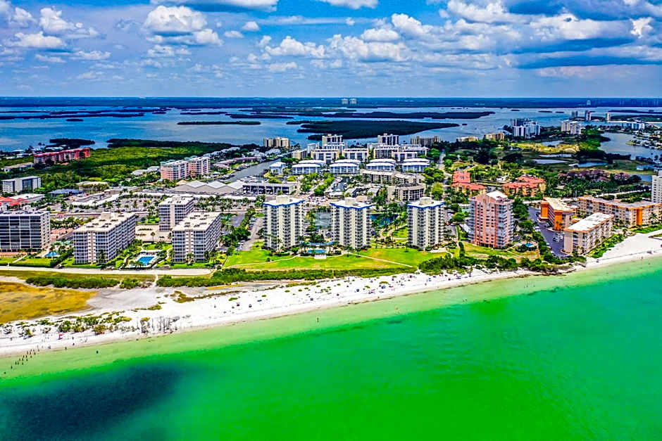 Estero Beach And Tennise Club 1008 B