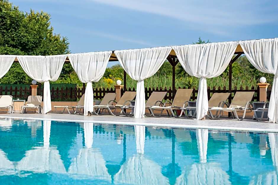 Saint Peter Bay Aparthotel