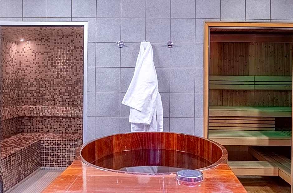 The Originals City, Hotel Les Thermes de l'Avenue, Dax (Inter-Hotel)