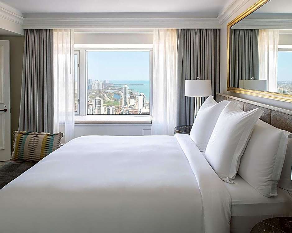 Photo 1 of 6 of Premier 1 King Bed Suite, Accessible
