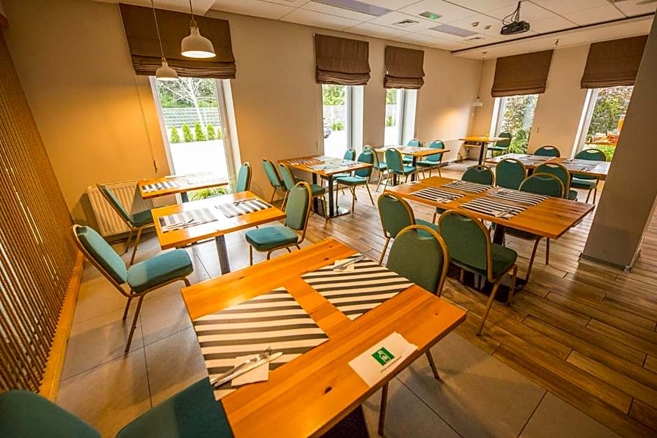 Hotel Platan