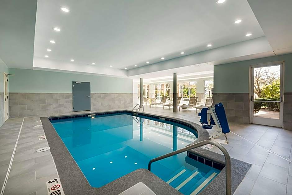 Hilton Garden Inn St. Charles