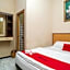 RedDoorz At Villa Akbar 3