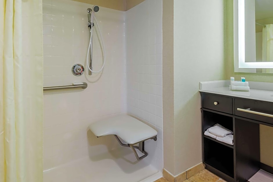 Homewood Suites by Hilton St Louis Riverport- Airport West