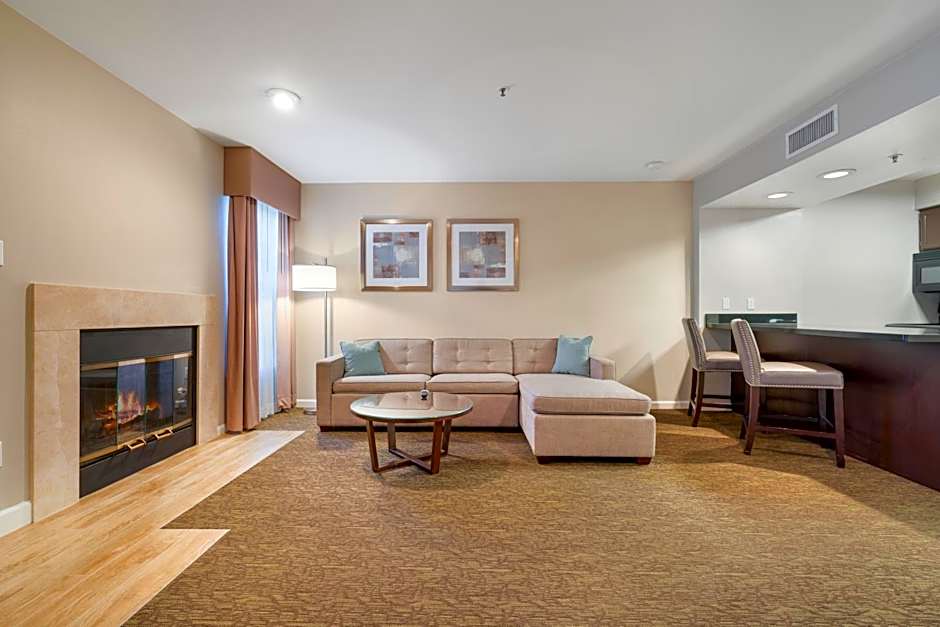 Chase Suites