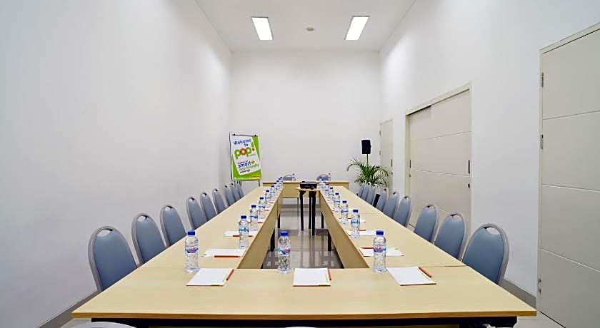 Pop! Hotel Kemang Jakarta