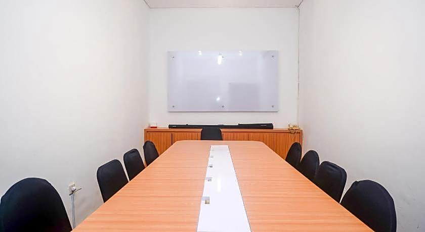 Urbanview Hotel Syariah Hapsari YIA