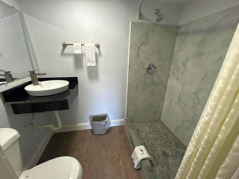 Motel 6 Ponca City, OK