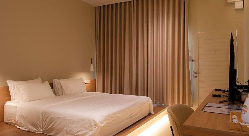 The Cozy Hotel