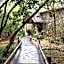 Kuname Safari Lodge