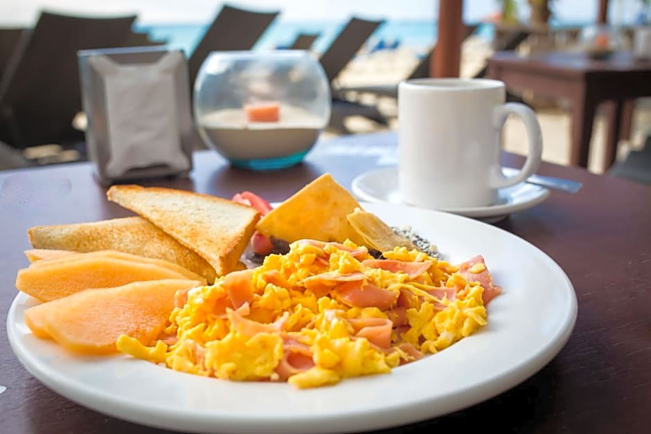 Playa Maya by MIJ - Beachfront Hotel
