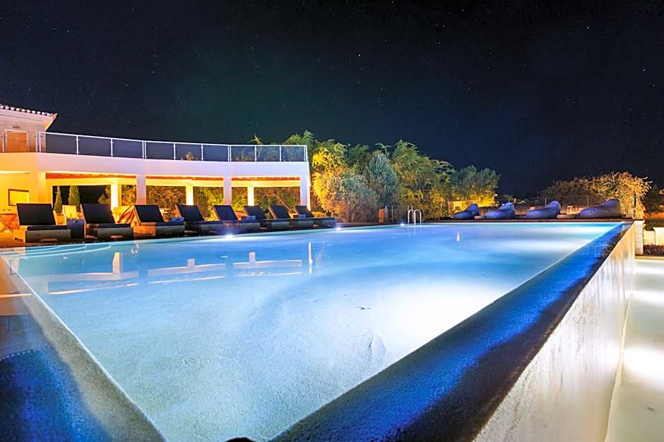 180 South Seaside Hotel