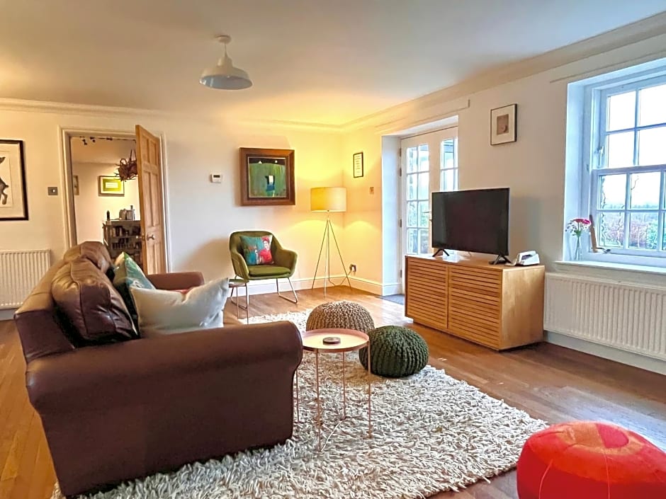 Trossachs Barn & Cabin - boutique B&B