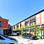 Urbanview Hotel Griya Menteng Palangkaraya by RedDoorz
