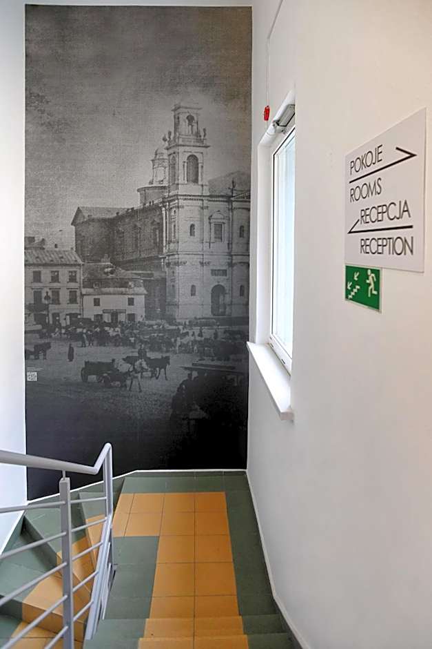 Warsaw Hostel Centrum Private Rooms & Dorms