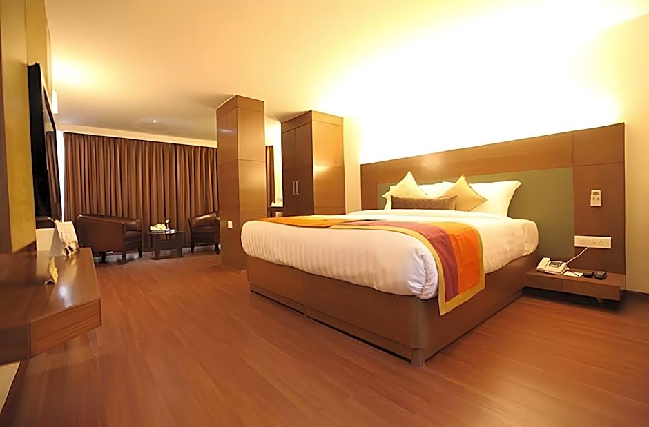 The Monarch Hotel