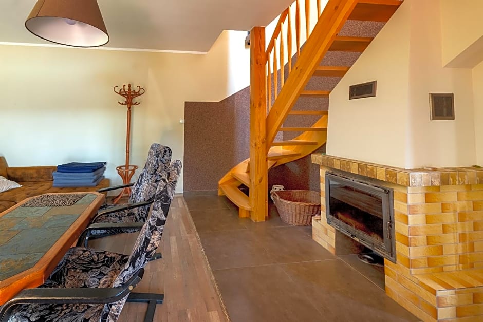 Domek nad jeziorem Kaszuby