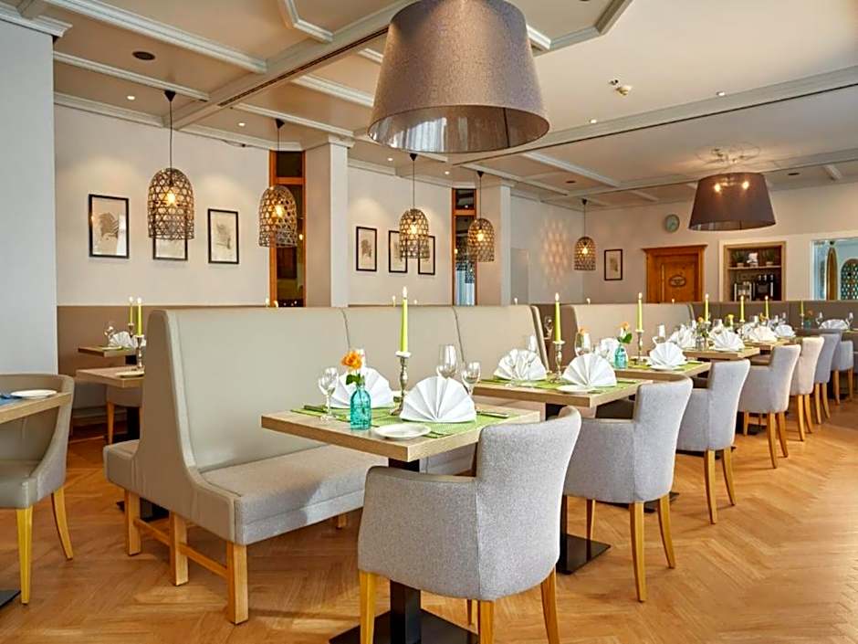 Sunday Hotel Stuttgart Herrenberg