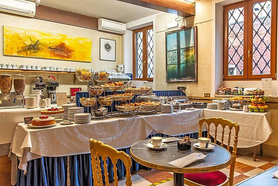 Hotel La Fenice et Des Artistes