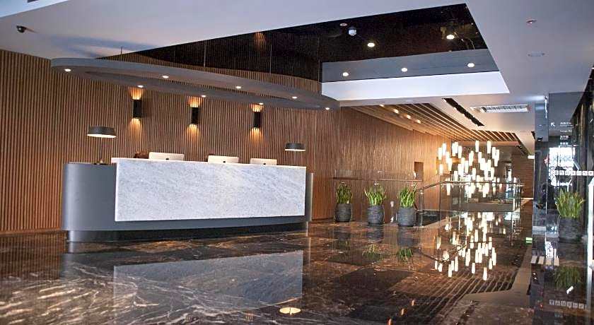 Hualien Holiday Hotel