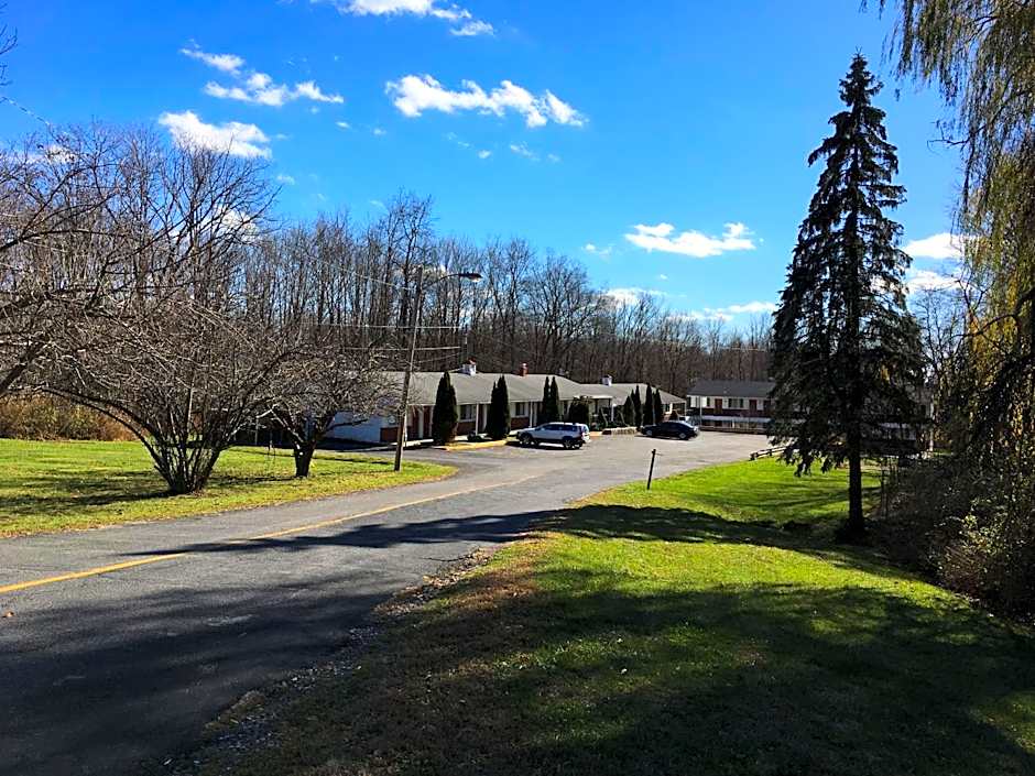 Budget Motor Inn- Mahopac