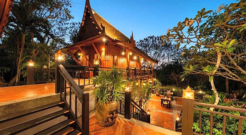 SAii Phi Phi Island Village