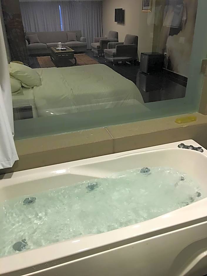 Platinum Hotel