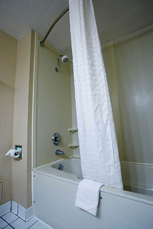 Best Western Plus Inn at Hunt Ridge